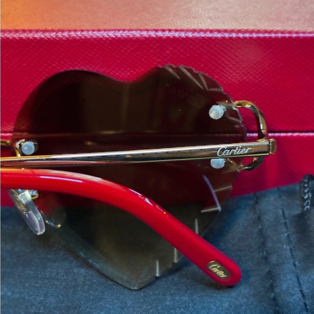 CARTIER BIG C RIMLESS HEATT SHAPED SUNGLASSES - Picture 6 of 6